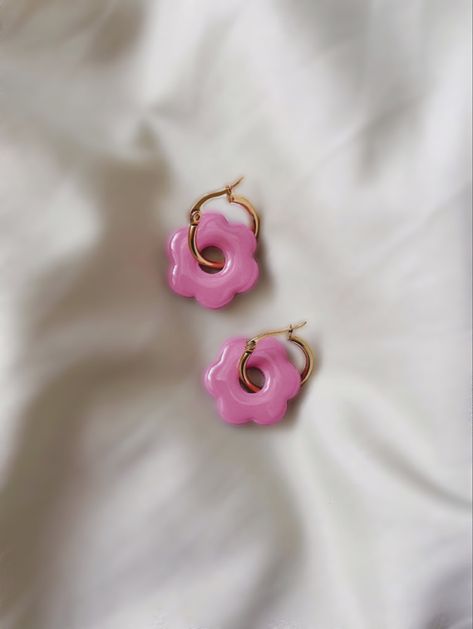 Clay Jewellery Handmade, Flower Clay Earrings, Polymer Clay Accessories, Polymer Clay Hoop Earrings, Clay Idea, Fimo Earrings, Ceramic Bead Jewelry, Floral Polymer Clay, Flower Hoop Earrings