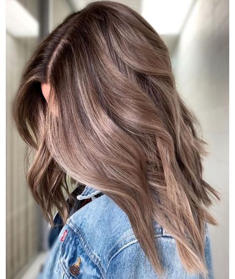 Balayage Hair Color Ideas, Mushroom Hair, Balayage Hair Color, Kadeřnické Trendy, Blond Balayage, Balayage Blonde, Gorgeous Hair Color, Hair Color Light Brown, Brown Hair Balayage