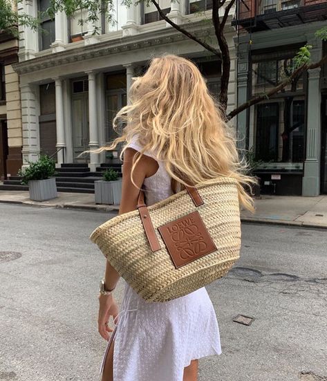 Straw bag outfit