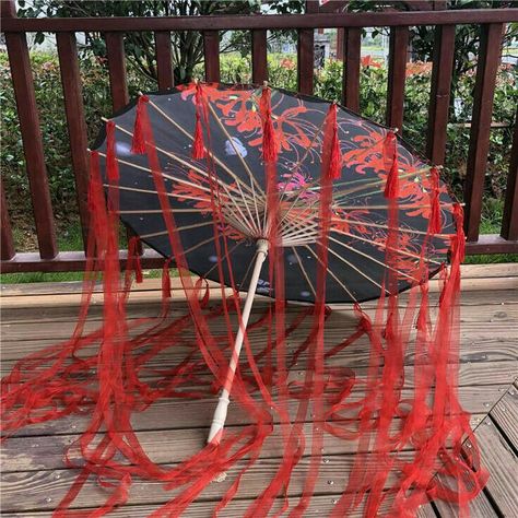 Umbrella Dance, Oil Paper Umbrella, Chinese Umbrella, Costume Photography, Burning Men, Chinese Fabric, Lace Umbrella, Japanese Umbrella, Paper Parasol