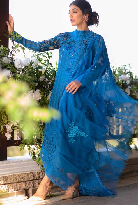 Electric Blue Shirt, Pakistani Pattern, Decent Dresses, Lawn Dresses, Dress Pakistani, Pakistani Formal Dresses, Luxury Pret, Pakistani Clothes, Long Frock