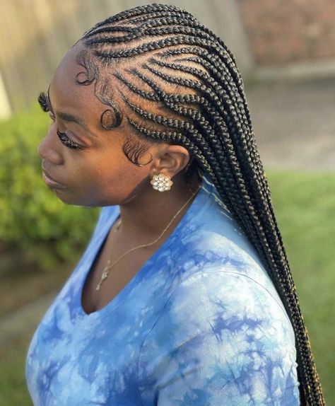 Braids To Try, Half Cornrows, Ghana Braids Hairstyles, Feed In Ponytail, Ghana Weaving, Individual Braids, Short Box Braids Hairstyles, Braided Hairdo, Short Box Braids