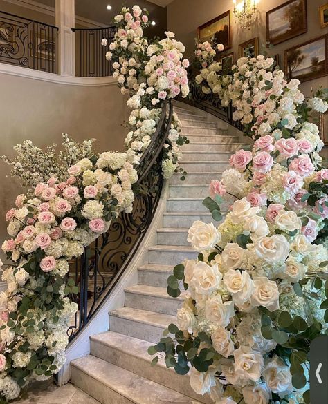 #flowers Princess Wedding Flowers, Lots Of Flowers Wedding, Royal Garden Wedding Theme, Royal Wedding Flowers, Old Money Wedding Flowers, Classic Spring Wedding, Luxury Wedding Flowers, Flower Arrangements Wedding, Dream Wedding Decorations