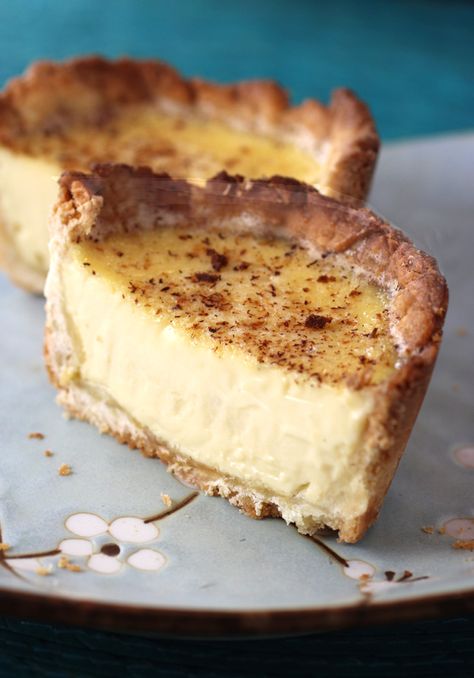 These individual custard tarts are perfect for Valentine's Day -- and beyond. (recipe) Old Fashioned Custard Pie, Egg Custard Pie Recipe, Old Fashioned Custard, Custard Tarts Recipe, Egg Custard Pie, Custard Pie Recipe, Pudding Chia, Profiterole, Cream Custard