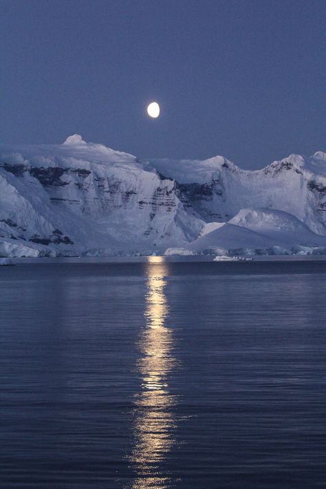 Nunavut Aesthetic, Antartica Aesthetic, Blue Hole, Arctic Ocean, Moon Photography, Space Pictures, Sanya, South Pole, Space Travel