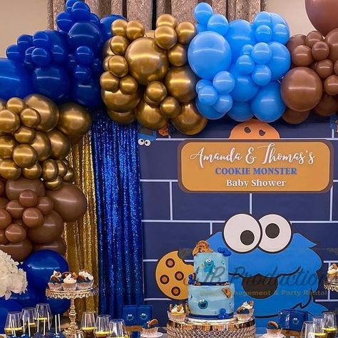 Cookie Monster Balloon Decorations, Cookie Monster Balloons, Cookie Monster Balloon Garland, Baby Shower Cookie Monster Theme, Cookie Monster Themed Birthday Party, Cookie Monster Baby Shower Games, Boy Theme Baby Shower Ideas, Cookie Monster Baby Shower Theme, Cookie Monster Centerpiece Ideas