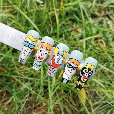 Dexters Laboratory Nails, Cartoon Network Nail Art, Cartoon Network Nails, Dexter Nails, Dee Dee Dexter's Laboratory, Nail Cartoon, Dexters Laboratory, 90s Nails, Cartoon Nails