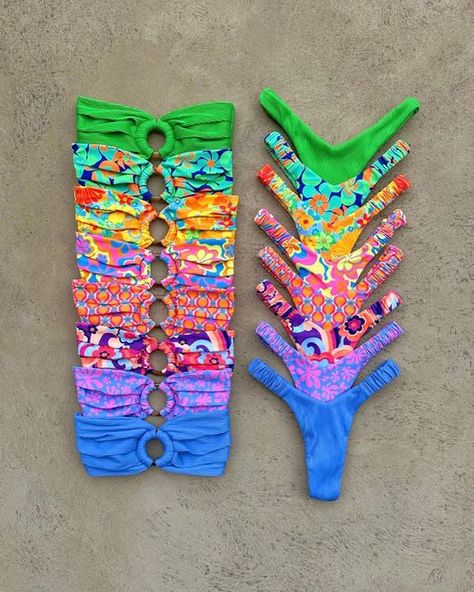 Preppy Swimsuit, Summer Accessories Beach, Bright Swimwear, Cute Beach Outfits, Summer Bathing Suits, Trendy Swimsuits, Cute Bathing Suits, Summer Bikinis, Cute Swimsuits