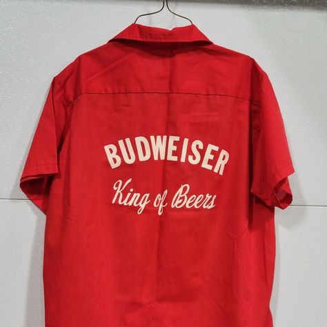 Budweiser Shirt, Vintage Bowling Shirts, Budweiser Beer, Vintage Beer, Country Concerts, Bowling Shirts, Drinking Beer, Bowling, Vintage Shirts