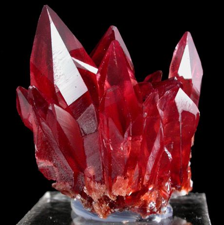 Red Lyrium, Minerals Museum, Northern Cape, Fine Minerals, Pretty Rocks, Beautiful Rocks, Mineral Stone, Minerals And Gemstones, Rocks And Gems