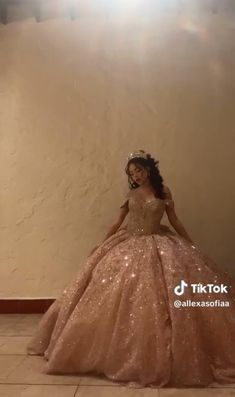 Quince Dresses Sparkle, Quince Playlist Cover, Hairstyle For Pink Dress, Layered Quinceanera Dress, Ballerina Pink Quince Dress, Big Pretty Dresses, Light Pink And Champagne Quince, Sweet 16 Big Dresses, Pretty Quinceanera Dresses Princess