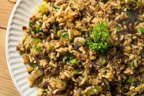 Easy Dirty Rice Recipe, Dirty Rice Recipe Easy, Cajun Dirty Rice Recipe, Cajun Rice Recipe, Cajun Dirty Rice, Cajun Rice, Dirty Rice Recipe, Beef Chops, White Rice Recipes