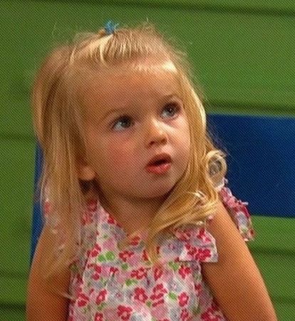 Charlie Duncan Icons, Good Luck Charlie Mia Talerico Gif, Mia Talerico Charlie, Mia Talerico, 90s Images, Star Tv Series, Bridgit Mendler, Emily Osment, Good Luck Charlie