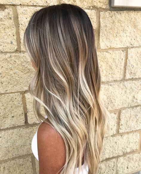 Light Brunette Hair, Venus Of Willendorf, Blonde Hair Transformations, Summer Blonde Hair, Kadeřnické Trendy, Brown Hair Inspo, Brunette Hair With Highlights, Dirty Blonde Hair, Brunette Balayage Hair