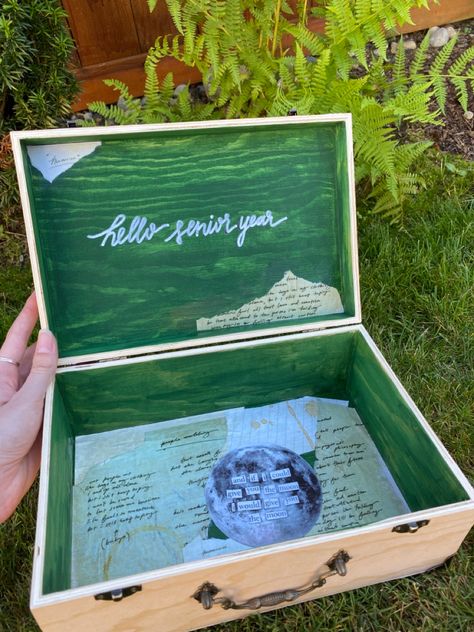 Senior Boxes High Schools, Senior Wooden Boxes, Senior Year Memory Box Ideas Diy, Cute Box Decorating Ideas, Memory Box Senior Year, Senior Memory Box Ideas Paint, Senior Boxes 2024, Senior Box Ideas Tiktok, Senior Box Ideas Painted 2024