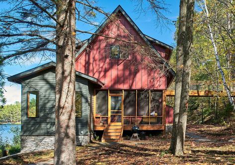 South American couple's central Minnesota cabin is their 'heaven on Earth' | Star Tribune Minnesota Cabin, Big Cabin, Fishing Shack, Lake Retreat, Fishing Cabin, South American Countries, Country Cabin, Lake Landscape, American Country