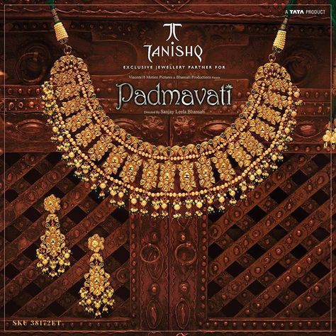 Jadau is the elaborate and extensive process of embedding gemstones in gold. Explore more of such gorgeous jewel pieces from… Tanishq Jewellery Gold Necklaces Bridal, Tanishq Jewellery Gold Necklaces, Tanishq Jewellery, Jewellery Creative, Pure Gold Jewellery, Clean Gold Jewelry, Buy Gold Jewelry, Gold Jewelry Outfits, Antique Jewelry Indian