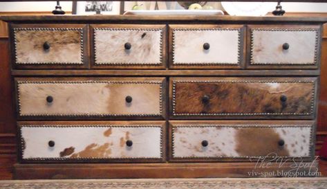 cowhide, dresser, dresser re-do, studded dresser-are you kidding me?! Friggin awesome! Cowhide Decor, Rustic Dresser, Cowhide Furniture, Murphy Bed Ikea, Dresser Redo, Murphy Bed Plans, Western Furniture, Shabby Chic Dresser, Painted Dresser