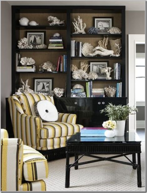 Nothing to be afraid of:  black Built-ins Are the Next Big Thing @jwhdesigns @housebeautiful Black Wallpaper Living Room, Painted Built Ins, Painting Bookcase, Black Bookcase, Bookcase Styling, Bookcase Decor, Simply Irresistible, Living Room Shelves, Room Shelves