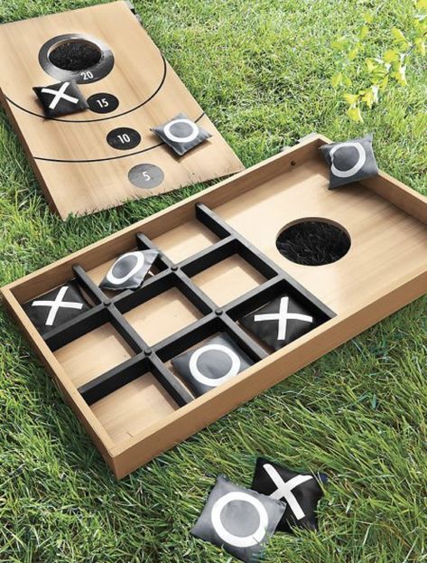 Wooden Yard Games, Family Games Outdoor, Diy Yard Games, Corn Hole Diy, Cornhole Designs, Wood Games, Cool Wood Projects, Woodworking For Kids, Corn Hole Game