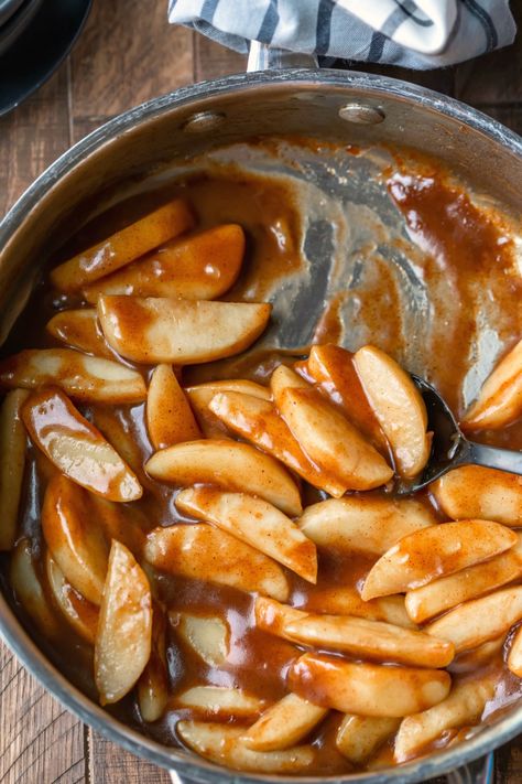 Cinnamon Apples Recipe, Warm Cinnamon Apples, French Galette, Apples Cinnamon, Stove Top Recipes, Cooked Apples, Cobbler Recipes, Mini Apple, Spiced Apples