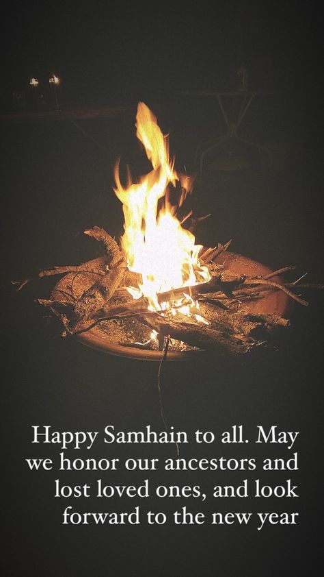 Happy Samhain Blessings, Happy New Year Witches, Blessed Samhain Quotes, Happy Samhain Quotes, Happy Samhain Pictures, Samhain Blessings Quotes, Samhain Aesthetic Wallpaper, Samhain Images, Samhain Greetings