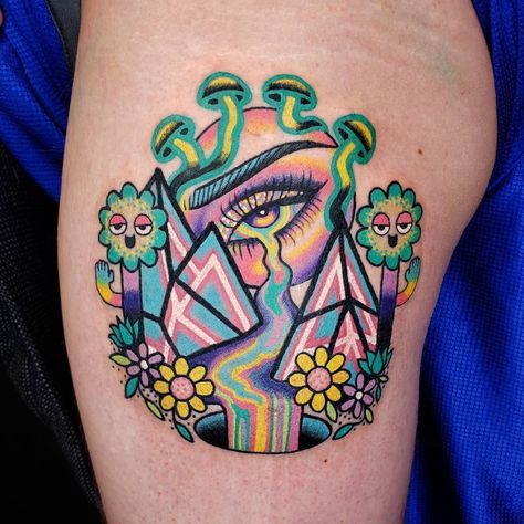 Trippie Tattoos, Tattoos Creative, Hippie Tattoo, Rainbow Tattoos, Random Products, Wave Tattoo, Retro Tattoos, Scary Tattoos, Artist Tips