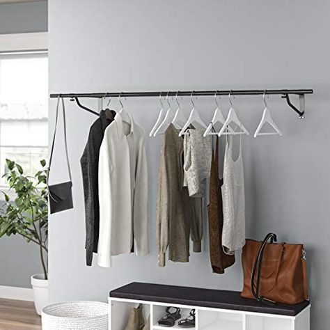 Garderobeløsning Gang, Spice Rack Cupboard, Wardrobe Rail, Clothes Shops, Wardrobe Systems, Open Wardrobe, Clothes Hanging, Diy Wardrobe, Closet Room