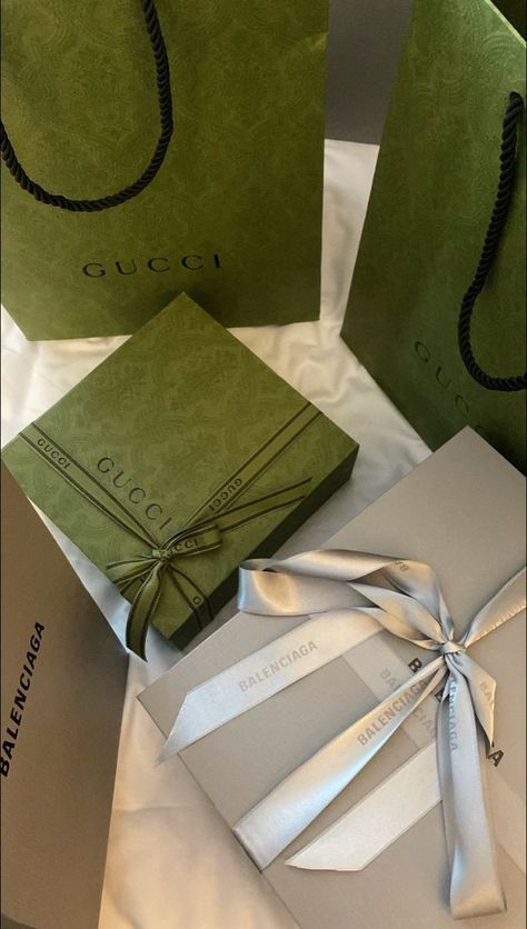 -gucci -aesthetic -designer Wealthy Lifestyle, Luxury Lifestyle Fashion, Gucci Gifts, Expensive Gifts, Going Live, Luxury Lifestyle Dreams, Luxury Aesthetic, Future Lifestyle, Money And Happiness