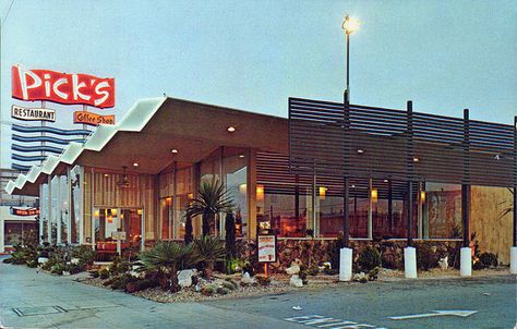 pick's restaurant & coffee shop west los angeles california | by it's better than bad Googie Architecture, California Postcard, Hollywood Hotel, Santa Monica Blvd, West Los Angeles, Bad Photos, Vintage Los Angeles, Urban Oasis, Night Photos