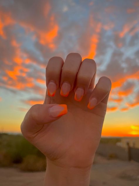 Orange Nail Acrylic Designs, White Orange And Blue Nails, Short Light Orange Nails, Orange Summer Nails Square, Square Orange Acrylic Nails, Orange Prom Nails Short, Orange Nails With Accent Nail, Prom Nails Orange Dress, Orange Nail Inspo Short