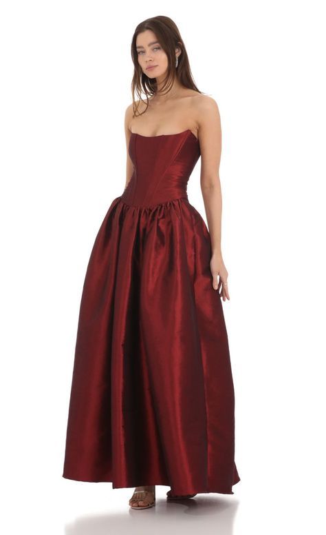 Strapless Corset Gown in Deep Red | LUCY IN THE SKY Deep Red Bridesmaid Dresses, Red Corset Dress, Deep Red Dress, Burgundy Formal Dress, Season Outfits, Corset Gown, Hilarious Pictures, Not Funny, Lucy In The Sky