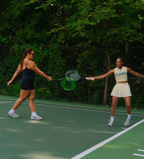 Throwback to a week ago when we had a dream day. Looking forward to our next Cuchara Tennis Club Event w Lululemon!! *tag your friends 🫶🏽 Tennis And Tequila, Tennis Friends, Tennis Photoshoot, Tennis Event, Boozy Brunch, Playing Tennis, Clubbing Aesthetic, Dream Day, Tennis Club