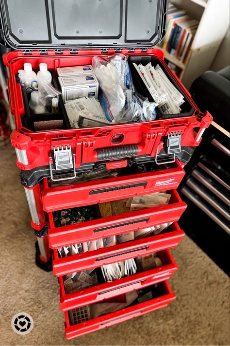 Medical supply organization travel First Aid Kit Storage Ideas, Medical Supply Organization Home, Home Medical Supply Storage, Organizing First Aid Supplies, Medication Storage Ideas, Organizing Medical Supplies, Dorm Medical Kit, Portable Medicine Storage, First Aid Storage Box