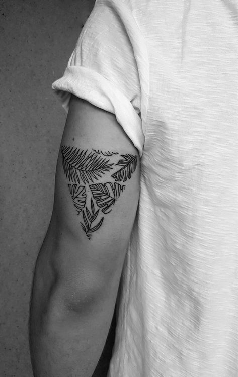 Tato Flash, Tattoo Placements, Tatuagem Masculina Pequena, Tattoo Diy, Petit Tattoo, Armband Tattoos, Inspiration Tattoos, Small Tattoos For Guys, Diy Tattoo