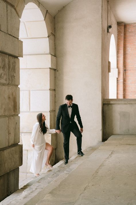 Toronto Wedding Photography Old City Hall Toronto, Osgoode Hall Engagement, Toronto Wedding Photography, Yorkville Toronto, Boston City Hall, Boston City, Engagement Picture, City Hall Wedding, Engagement Inspo