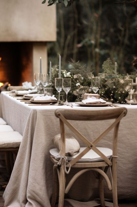 Undyed Linen Tablecloth and napkins Brown Tablecloth Wedding, Christmas Table Cloth Ideas, Linen Table Setting, Linen Table Settings, Round Christmas Tablecloth, Natural Linen Tablecloth, Tablecloth Christmas, Napkins Christmas, Rustic Table Setting