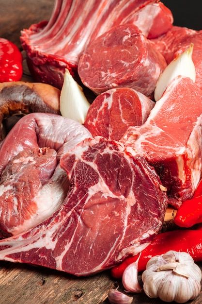 Meat Texture, Meat Photo, Carnicerias Ideas, Steak With Blue Cheese, Pork Schnitzel, Beef Kabobs, Meat Steak, Premium Meat, Raw Meat