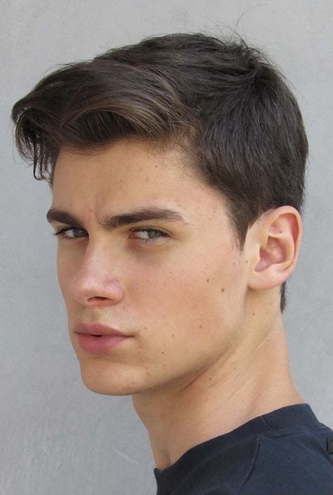 Fringe Haircuts, Pink Alternative Fashion, Top Hairstyles For Men, Gentleman Aesthetic, Hairstyles 2024, Human Body Anatomy, Haircut Inspiration, Top Hairstyles, Haircuts Straight Hair