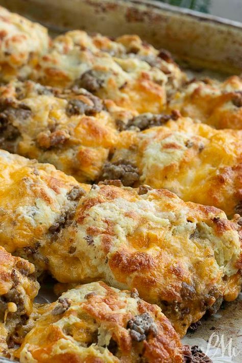 Sausage Cheddar Biscuits, Portable Breakfast, Cheese Baked, Cheddar Biscuits, Breakfast Sausage, Cheese Burger, Homemade Sausage, Breakfast Recipes Casserole, Breakfast Items