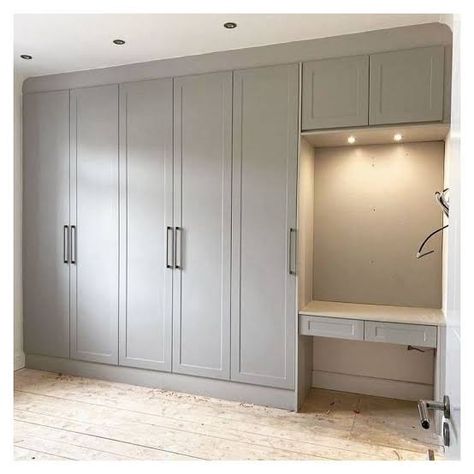 Built In Wardrobe Ideas Layout, Bedroom Built Ins, Bedroom Built In Wardrobe, Bedroom Cupboards, تصميم داخلي فاخر, Closet Design Layout, Built In Cupboards, Wardrobe Interior Design, Wardrobe Room