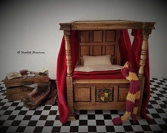 Dollhouse cabinet