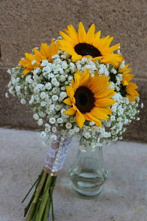 Rustic/Country/Shabby Chic/Boho Wedding Bouquet Showcasing: Yellow Sunflowers & White Gypsophila (Baby's Breath) Hand Tied With Burlap & White Lace Ribbon Chic Bridal Bouquet, Sunflower Bridesmaid, Chic Bouquet, Sunflower Wedding Bouquet, Mango Cake, Boho Wedding Bouquet, Boho Wedding Flowers, Bridesmaid Inspiration, Babies Breath