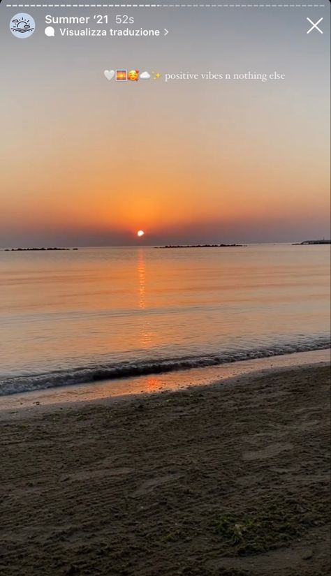 Sun Kissed Instagram Stories, Captions For Sunrise Pictures Instagram, Ig Story Beach Ideas, Morning Like This Insta Story, Sunrise Instagram Story Ideas, Trip Dump Captions, Beach Sunset Quotes Instagram, Morning Sunrise Instagram Story, Sunrise Story Ideas