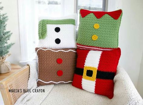 Crochet Gnome Pillow Pattern, Christmas Crochet Cushion Patterns Free, Maria's Blue Crayon - Free Crochet Patterns, Free Crochet Patterns For Christmas Pillows, Crochet Holiday Pillows Free Patterns, Crochet Gingerbread Blanket, Free Crochet Christmas Pillow Patterns, Crochet Pillow Christmas, Crochet Santa Pillow