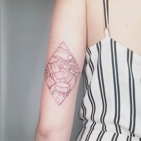 Grand Canyon Tattoo, Canyon Tattoo, Element Tattoo, Canyon Moon, Cute Tats, Sweet Tattoos, Mountain Tattoo, Line Art Tattoos, Pretty Designs