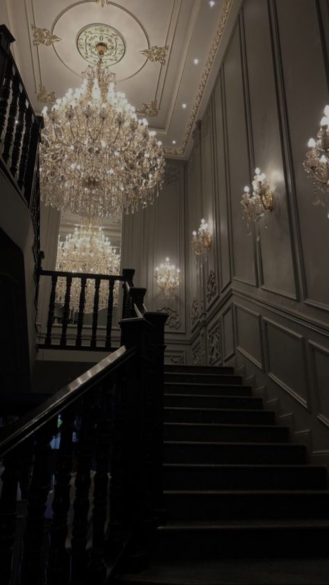 Royal Aesthetic, W Hotel, Luxury Lifestyle Dreams, Luxury Aesthetic, Classy Aesthetic, Rich Life, Old Money Aesthetic, Night Aesthetic, Dream Home Design