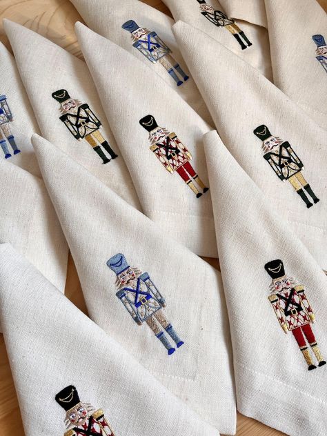 Nutcracker Linen Napkins Exquisite Embroidered Christmas Table Decor Perfect Hostess or Holiday Party Gift - Etsy Snowflake Napkin Rings, Perfect Hostess, Christmas Table Decor, Porch Christmas, Small Front Porches, Diy Pots, Embroidered Christmas, Holiday Party Gift, Front Porch Christmas Decor