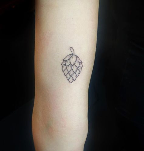 Little Hops 🍺. • • • #hops #beertattoo #hopstattoo #tattoo #tattoos #tatt #tatts #tat #tats #tattooed | Instagram Beer Hops Tattoo, Beer Hop Tattoo, Andante Tattoo, Beer Tattoo, Hop Tattoo, Beer Tattoos, Stick Poke, Beer Hops, Sleeve Ideas