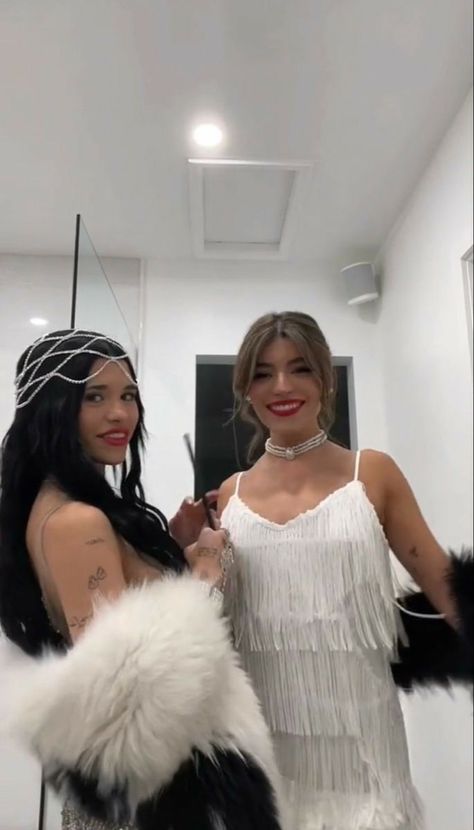 Nessa And Sab, Gatsby Party Outfit Women 1920s Style, Great Gatsby Party Outfit Women, Hollywood Theme Party Outfit, 1920s Party Outfit, Gatsby Party Outfit Women, 20s Party Outfit, Roaring 20s Party Outfit, Great Gatsby Outfit